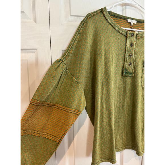 NEW Easel Pullover Green Rust Oversized Sweater- Med - Picture 4 of 8